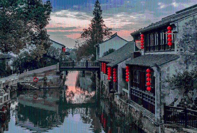 上了岁数的男人还可以模仿王俊凯那样运动装时尚搭配吗？游戏画面